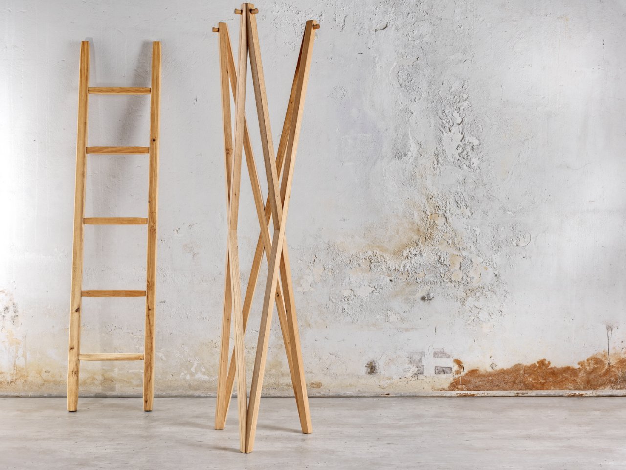 Καλόγερος Nest